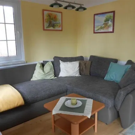 Сasa de vacaciones Haus Laura- By Interhome *